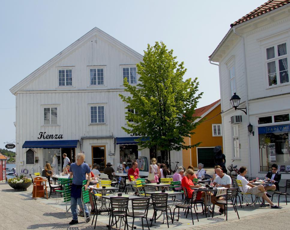 Grimstad Vertshus Esterno foto